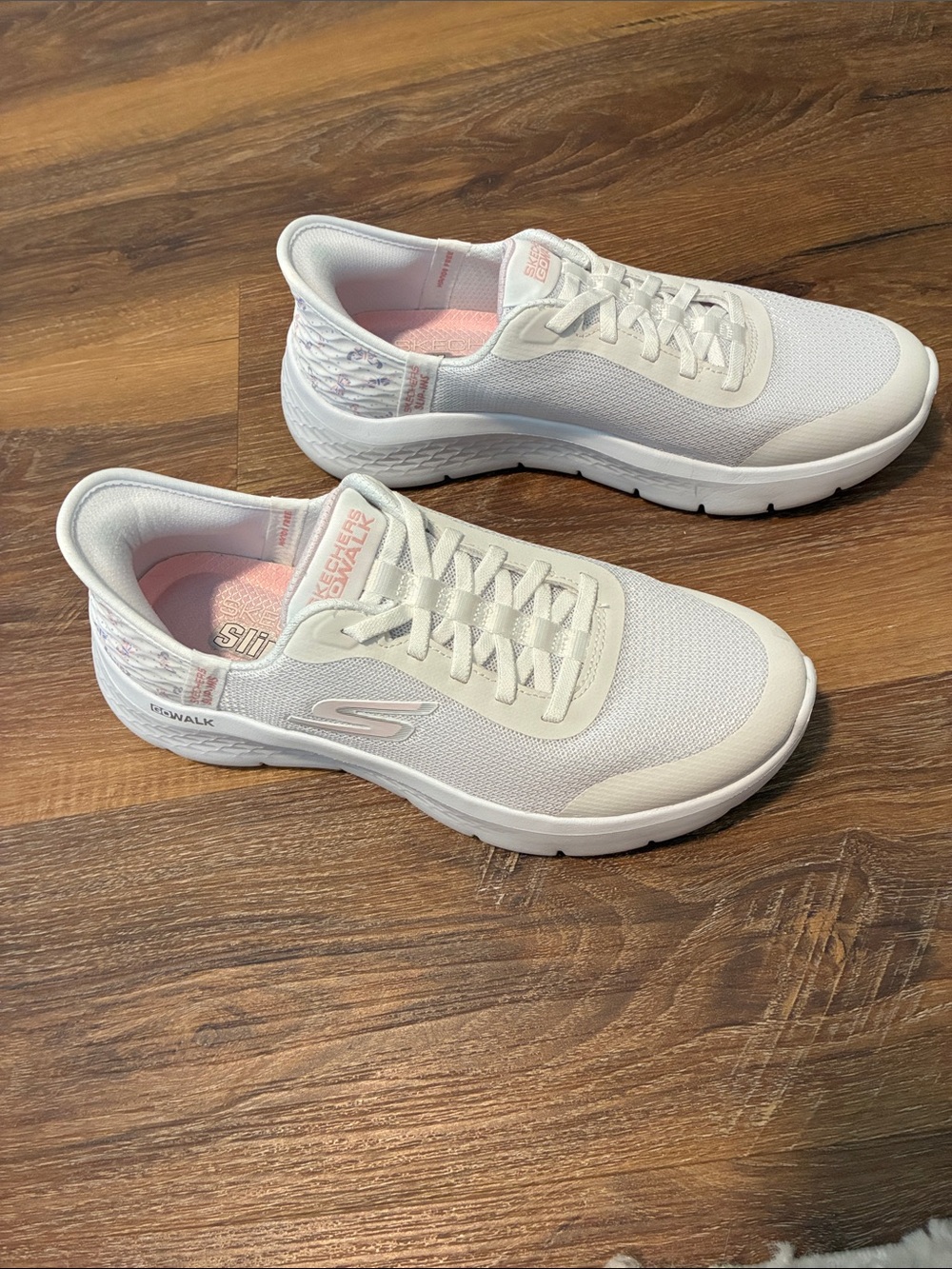 Skechers Women's GOwalk Lace-Up Sneakers in White with Pink - Picture 4 of 7